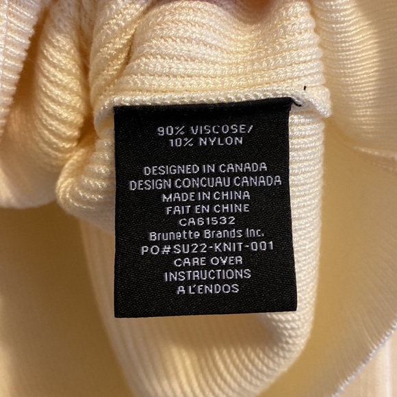 NWOT- Brunette the Label crew neck sweater in cream size M/L - Picture 5 of 6